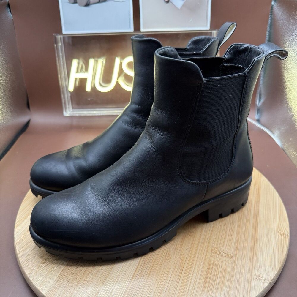 ECCO Womens Modtray Black Chelsea Ankle Boots Lug Sole Pull On 38   7-7.5